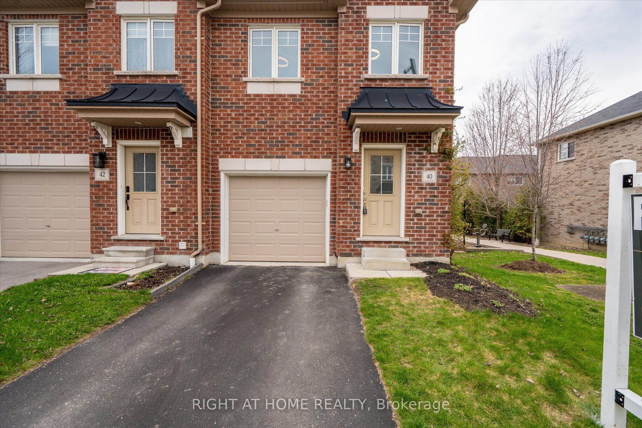 40 Markham Trail, Clarington, ON, L1C 0S4 photo 3