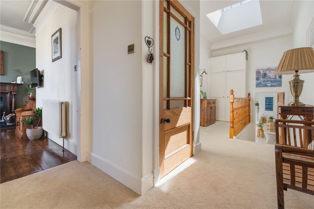 Additional image 8 of 2 bed flat for saleBellfield Road, Stirling FK8