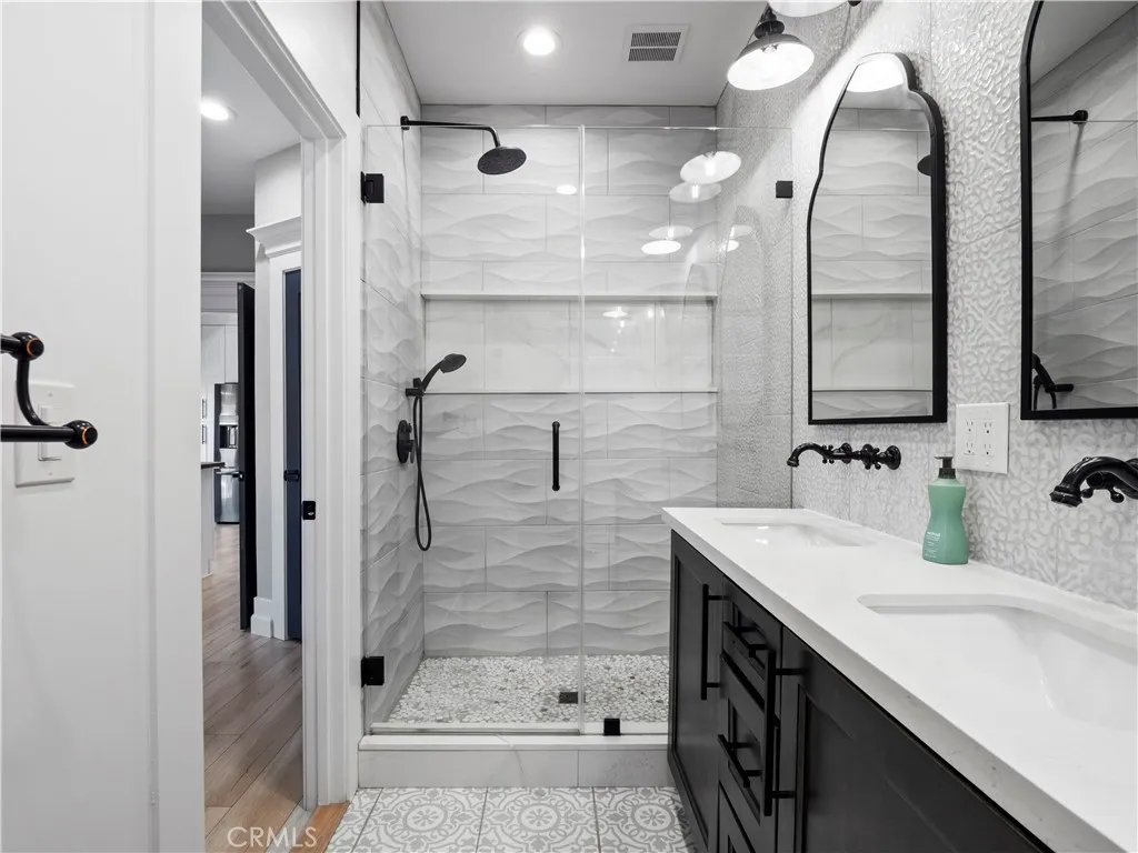 Additional image 33 of 2330 W 29th Place, Los Angeles, CA 90018