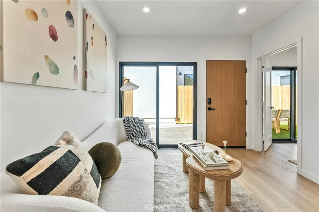 Additional image 19 of 1604 N Kingsley, Los Angeles, CA 90027