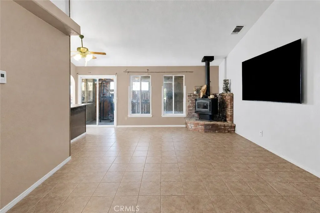 Additional image 81 of 6414 Nielson Road, Phelan, CA 92371