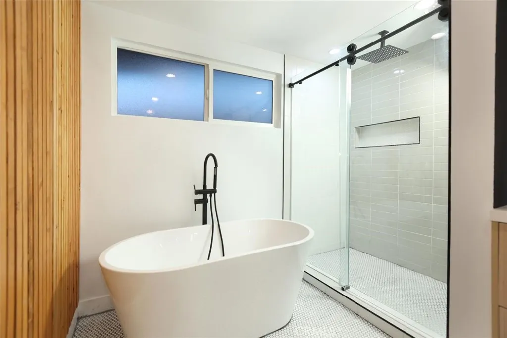 Additional image 22 of 10415 Bevis Avenue, Mission Hills (San Fernando), CA 91345