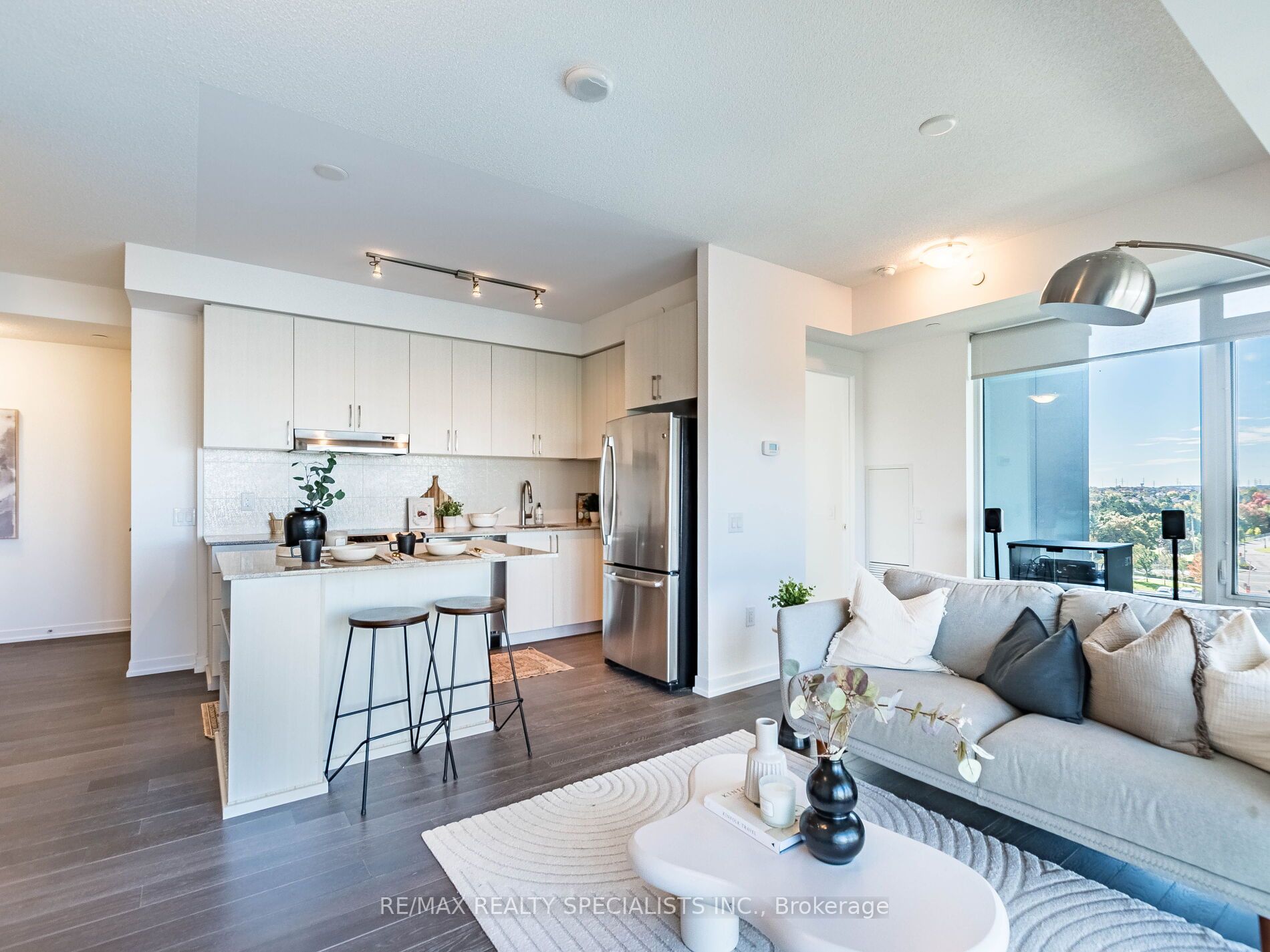 Additional image 2 of 610-2560 Eglinton Avenue W, Mississauga, ON, L5M 0Y3