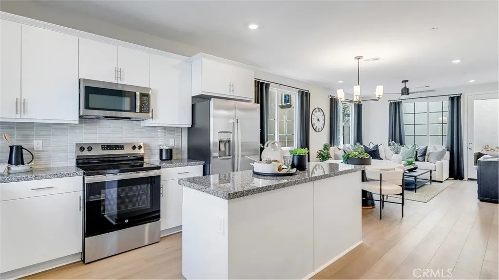 Additional image 25 of 1279 Galaxy Way, Rialto, CA 92376