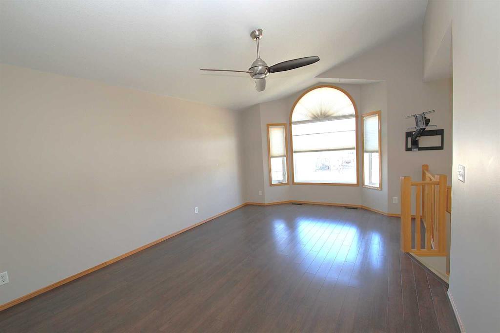 Additional image 6 of 188 Deschner Close, Red Deer, AB, T4R 3C3