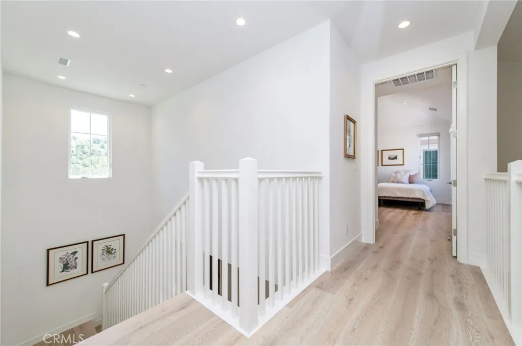 Additional image 75 of 154 Winnett, Irvine, CA 92602