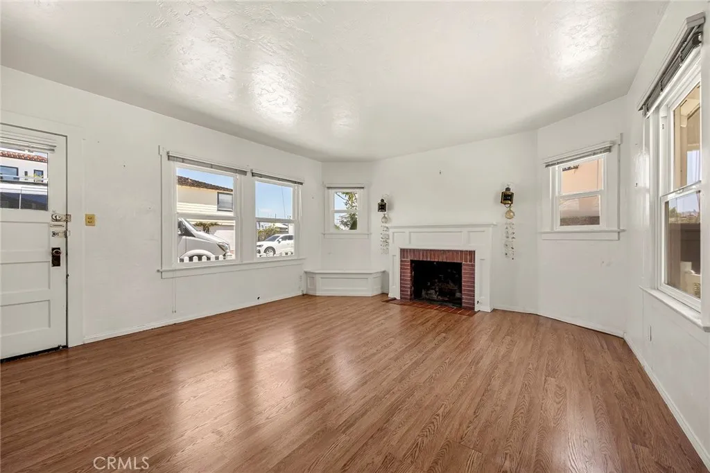 Additional image 14 of 805 W Bay Ave, Newport Beach, CA 92661