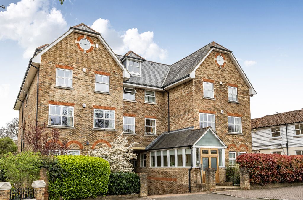 Additional image 37 of 5 bed flat for saleSovereign House, Royal Parade, Chislehurst, Kent BR7