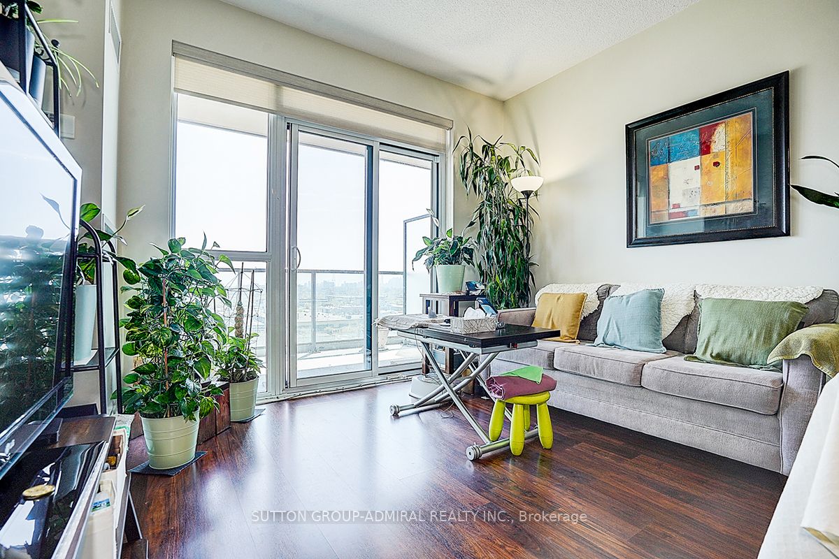 Additional image 2 of 1413-35 Brian Peck Crescent, Toronto, ON, M4G 0A5
