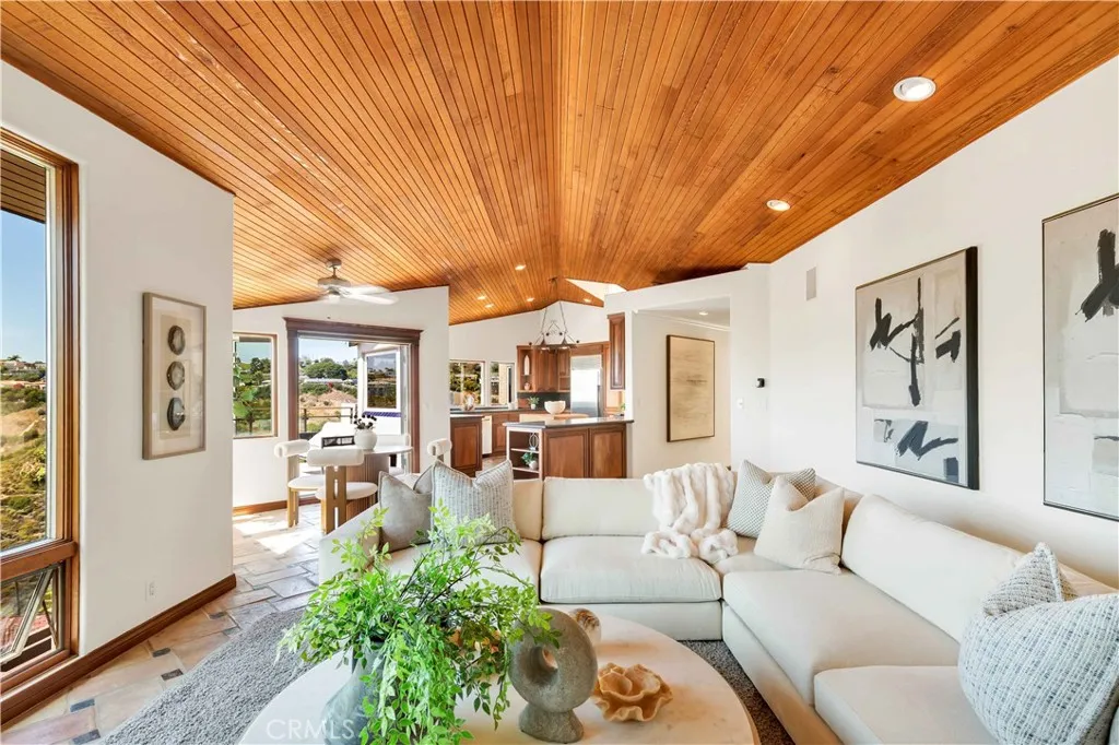 Additional image 107 of 1992 San Remo Dr, Laguna Beach, CA 92651