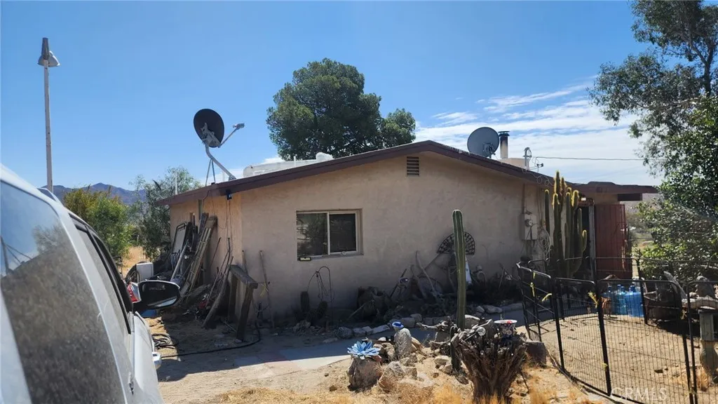 9191 Rawson Rd, Morongo Valley, CA 92256