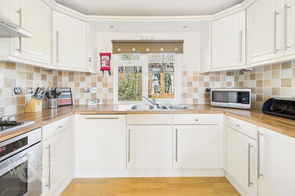 Additional image 10 of 2 bed chalet for saleStaithe Road, Burgh St. Peter, Beccles NR34