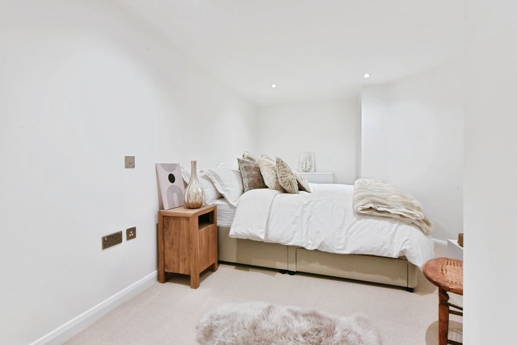 Additional image 14 of 3 bed maisonette for saleLapwing Lane, Manchester M20
