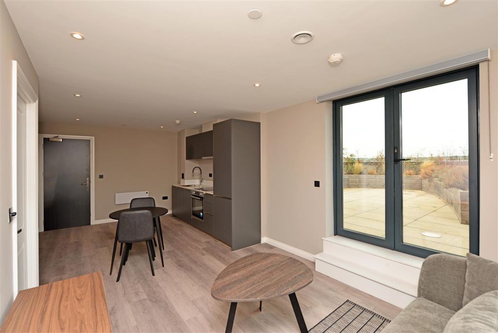 Additional image 6 of 1 bed flat for saleSpringwell Gardens, Leeds LS12