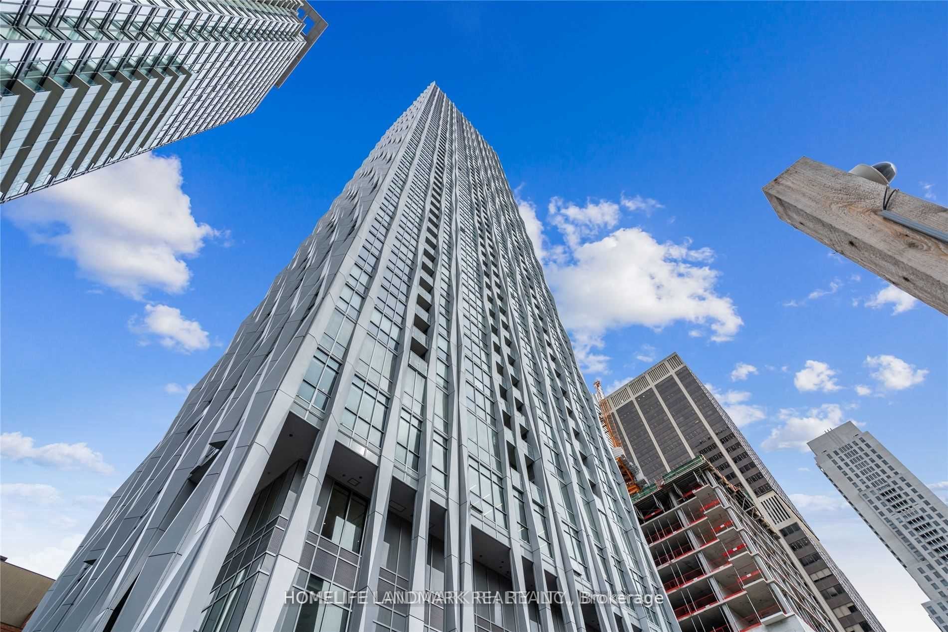 2308-1 Yorkville Avenue, Toronto, ON, M4W 1L1