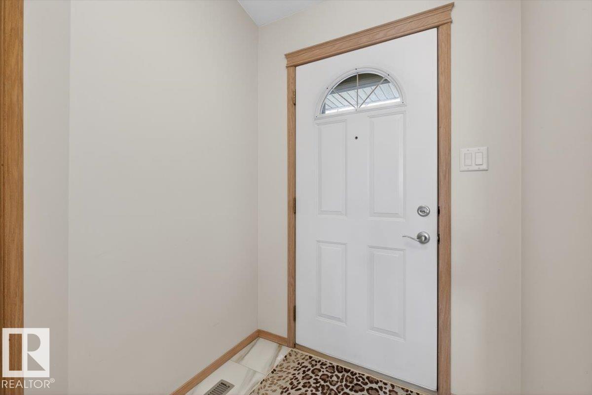 Additional image 4 of 6545 199 Street NW, Edmonton, AB, T5T6W1