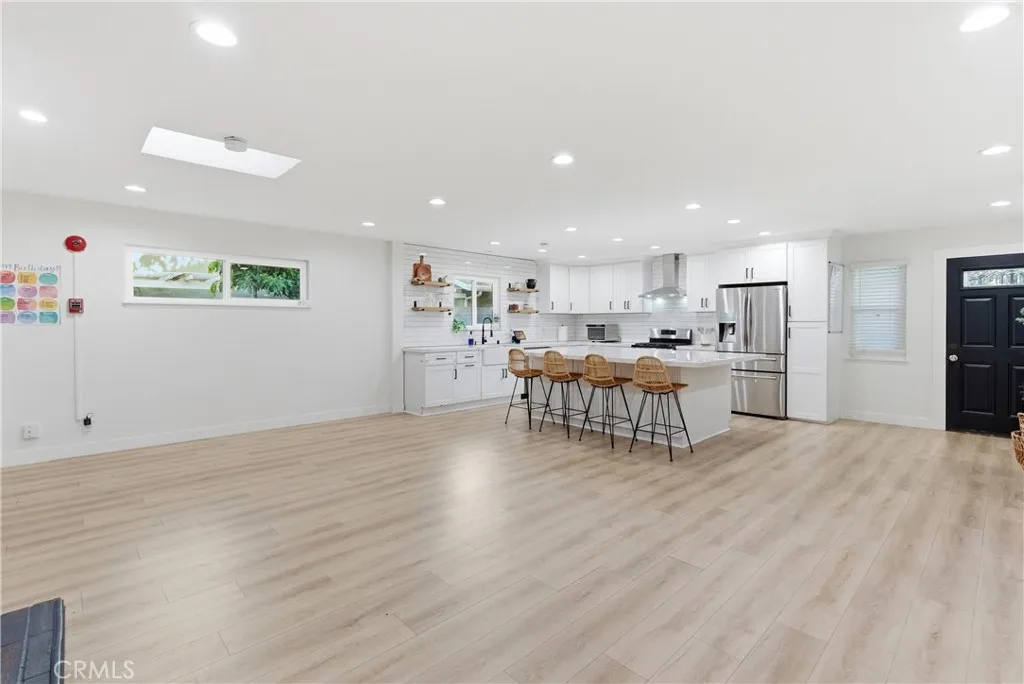 Additional image 6 of 1806 W Saint Andrew Pl, Santa Ana, CA 92704
