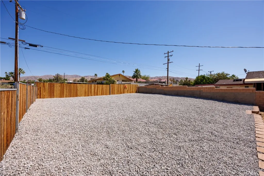 Additional image 66 of 66866 Estrella Ave, Desert Hot Springs, CA 92240
