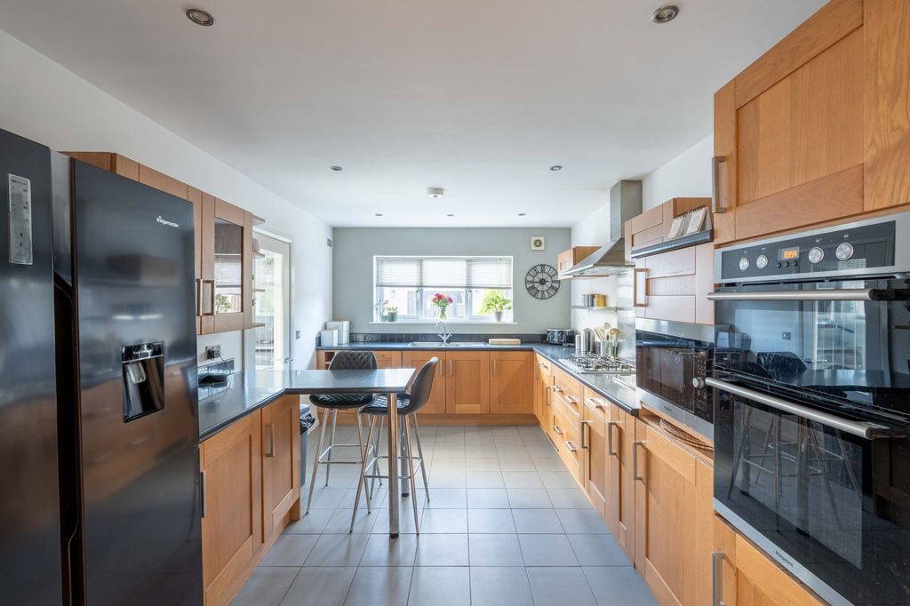 Additional image 4 of 3 bed semi-detached house for saleDenbigh Circle, Kinmel Bay LL18