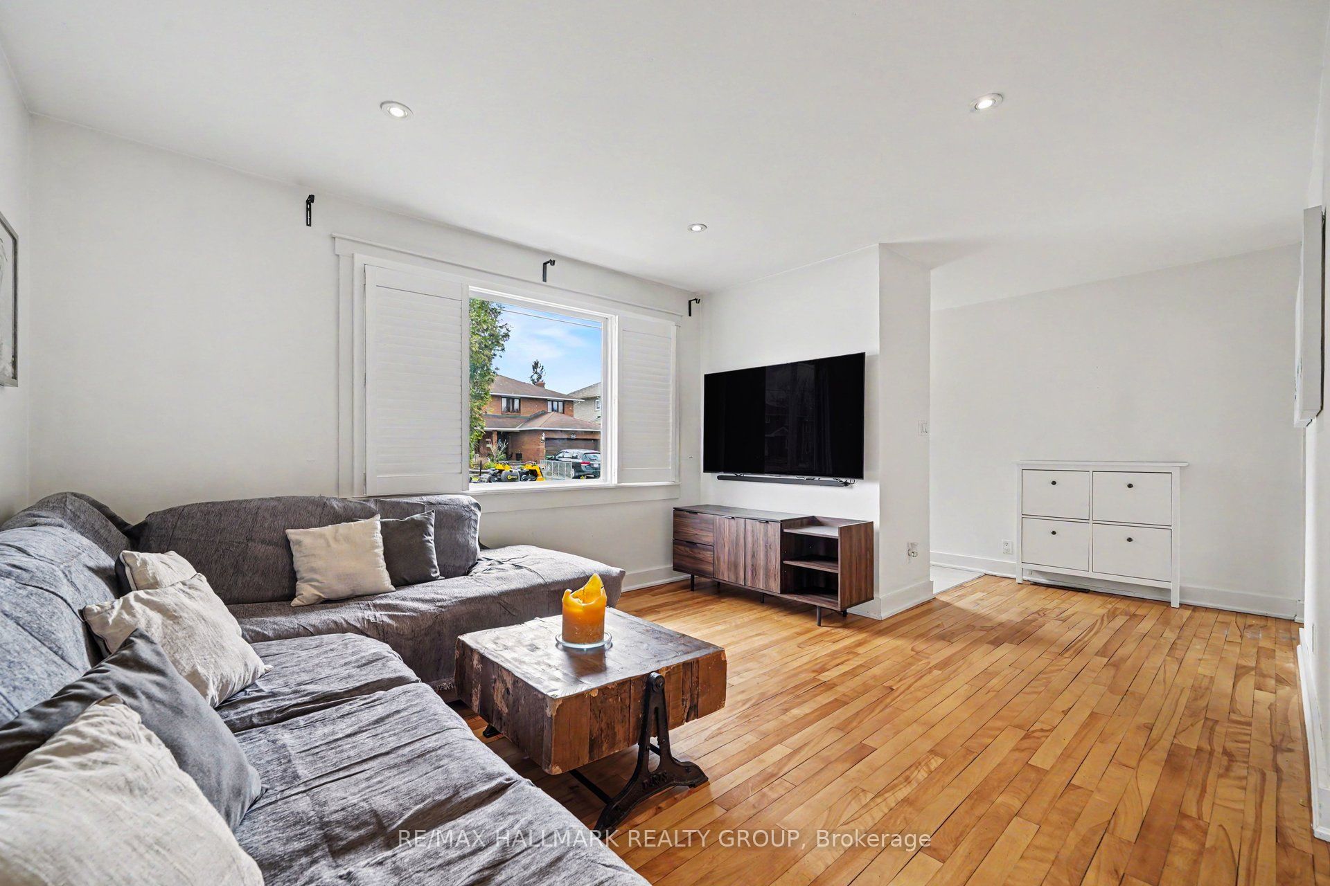 Additional image 5 of 1515 Kingsdale Avenue N, Ottawa, ON, K1T 1H1