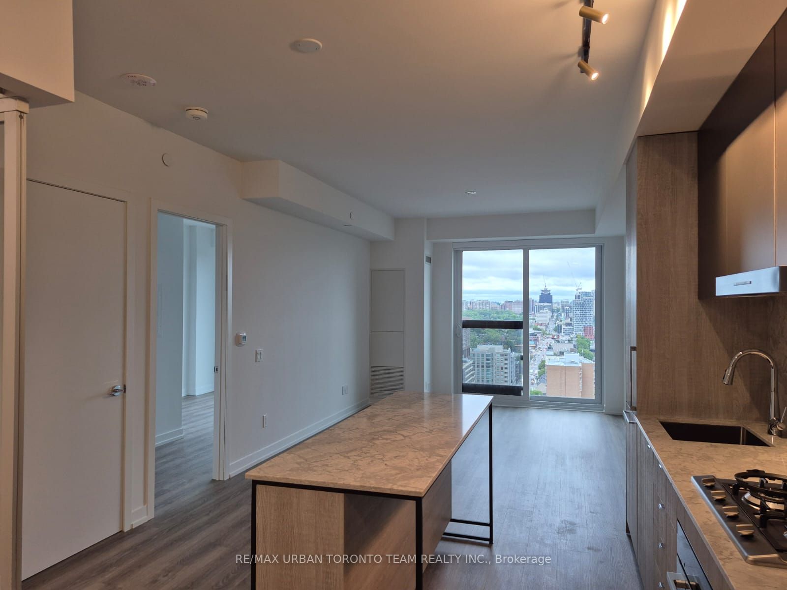 Additional image 3 of 2803-771 Yonge Street, Toronto, ON, M4W 0B8