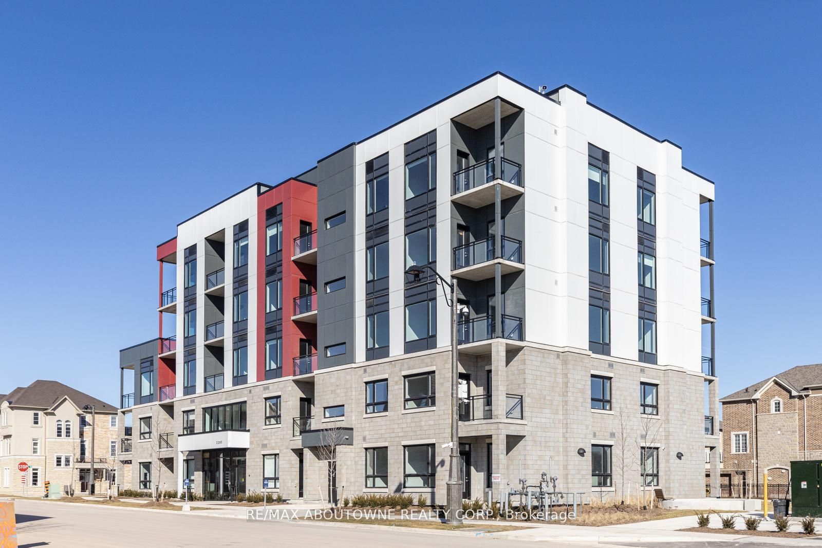 403-3285 Carding Mill Trail, Oakville, ON, L6M 1S1