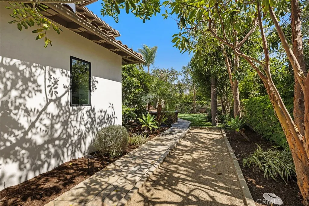 Additional image 131 of 15 Seabluff, Newport Beach, CA 92660