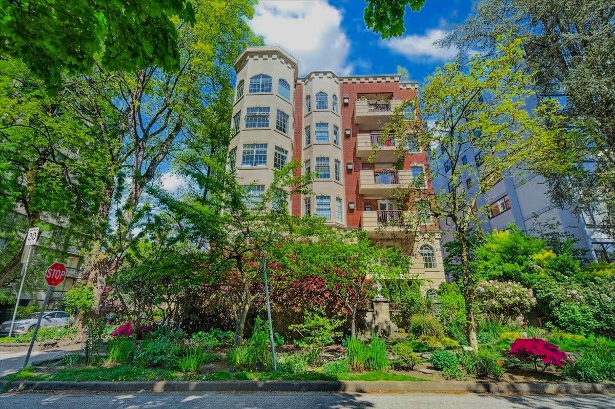 101-888 Bute Street, Vancouver, BC, V6E 1Y5