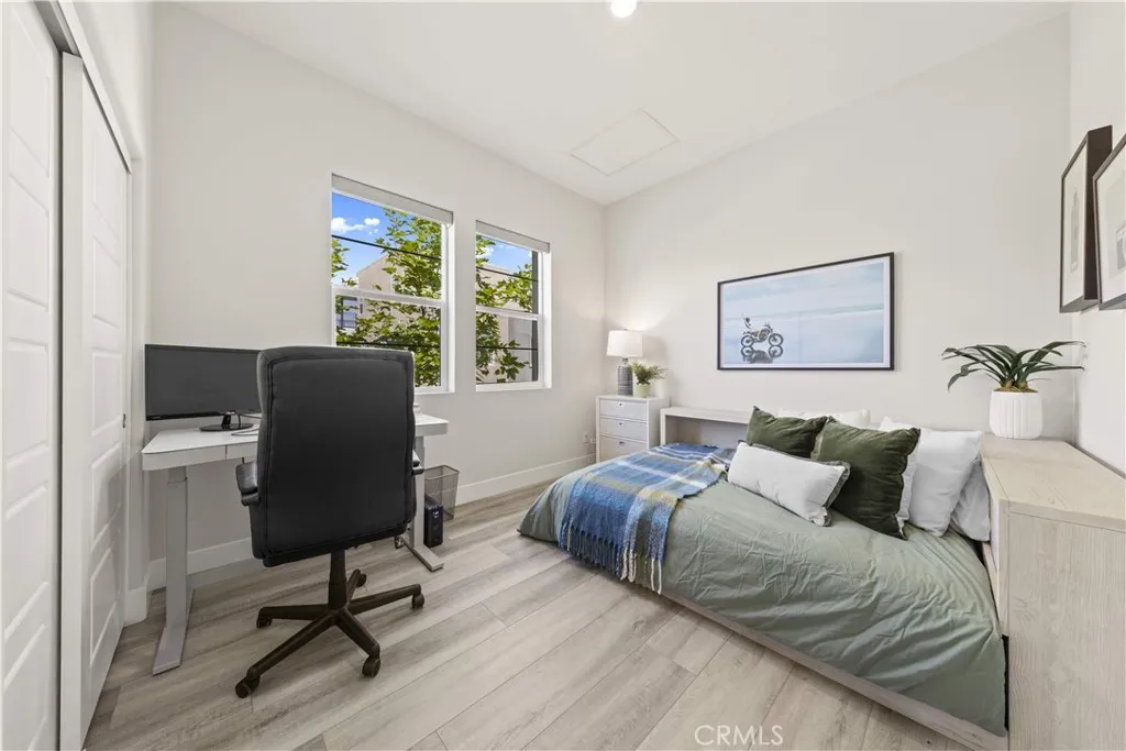Additional image 30 of 228 Merit, Irvine, CA 92618