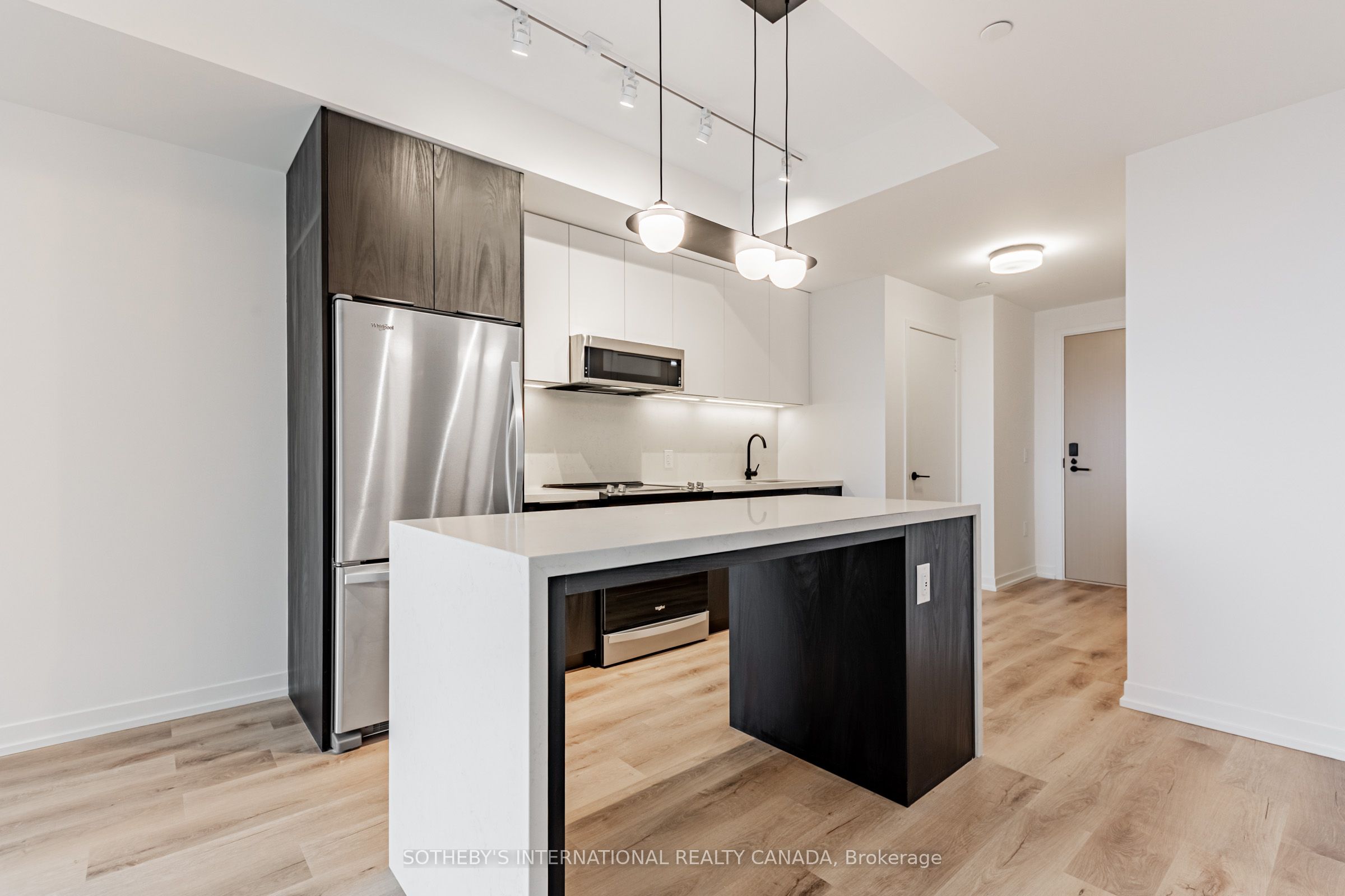 Additional image 5 of 505-5 York Garden Way, Toronto, ON, M6A 2V1