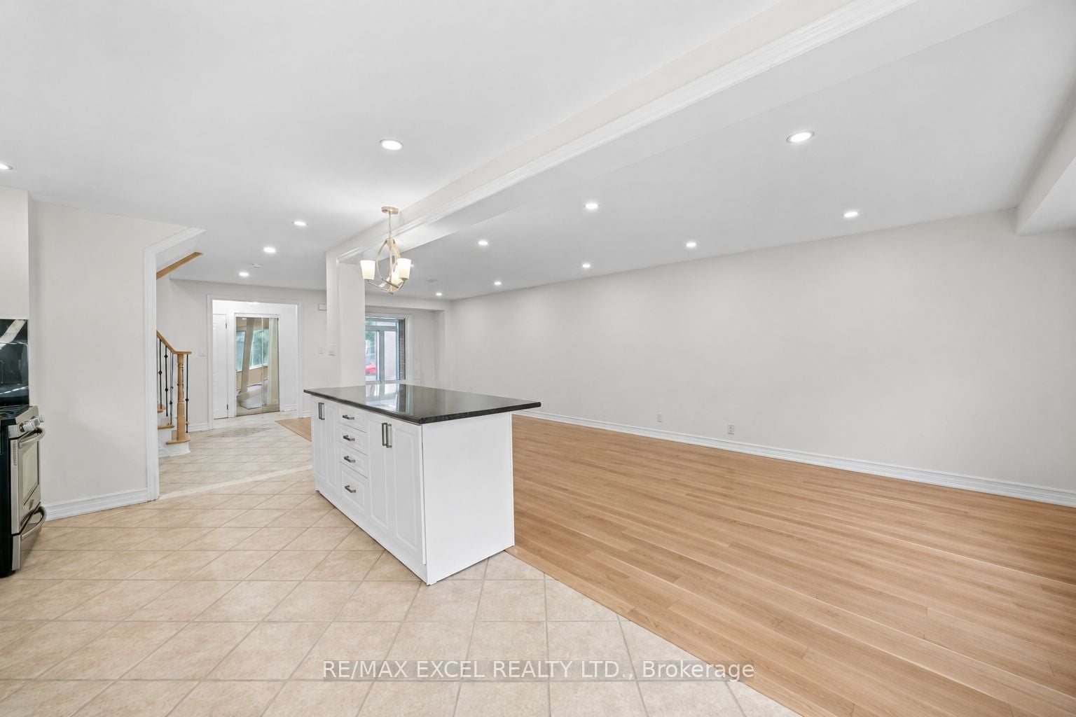 Additional image 6 of Main-173 Kersey Crescent, Richmond Hill, ON, L4C 8X7
