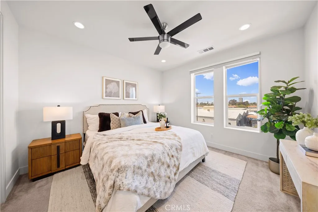Additional image 13 of 645 W 17th St, Costa Mesa, CA 92627