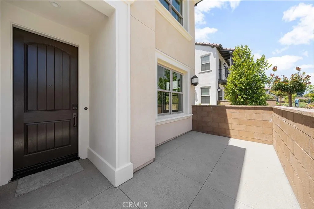 Additional image 3 of 112 Newburry, Irvine, CA 92618