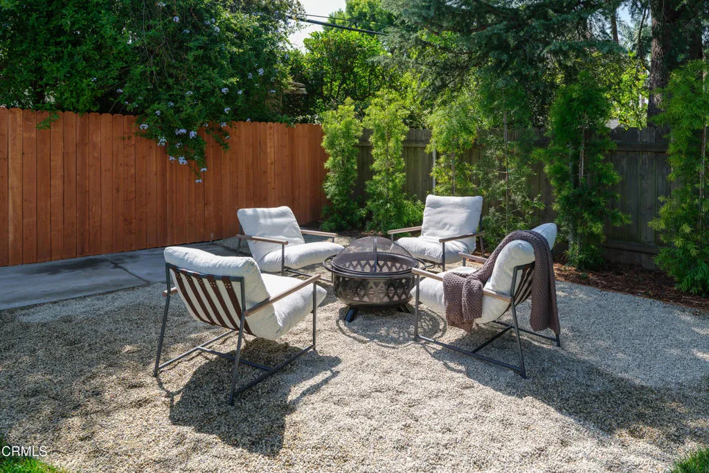 Additional image 102 of 604 De Nova Street, La Canada Flintridge, CA 91011