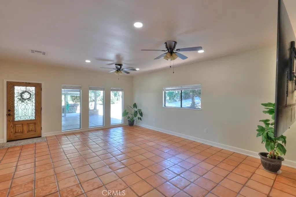 Additional image 90 of 11714 Livingston Cressey Rd, Livingston, CA 95334