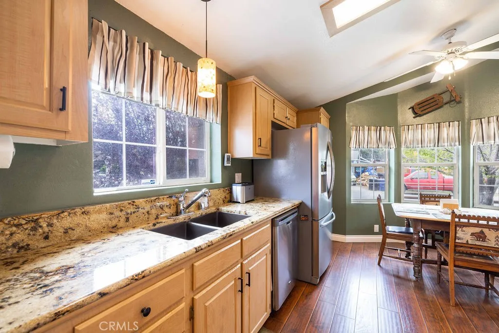 Additional image 45 of 1035 W Fairway Blvd, Big Bear City, CA 92314