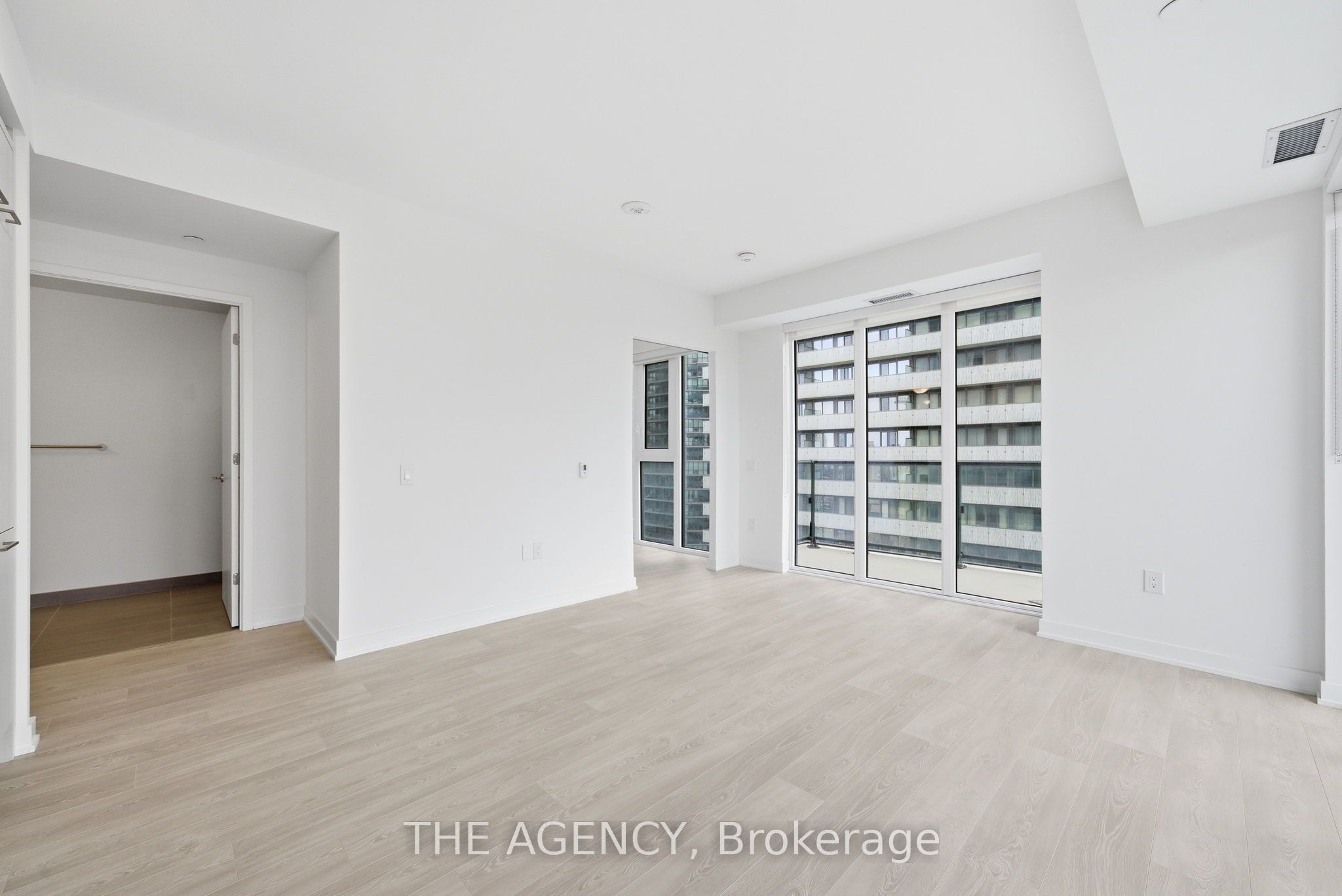 Additional image 4 of 2303-634 Church Street, Toronto, ON, M4Y 0G9