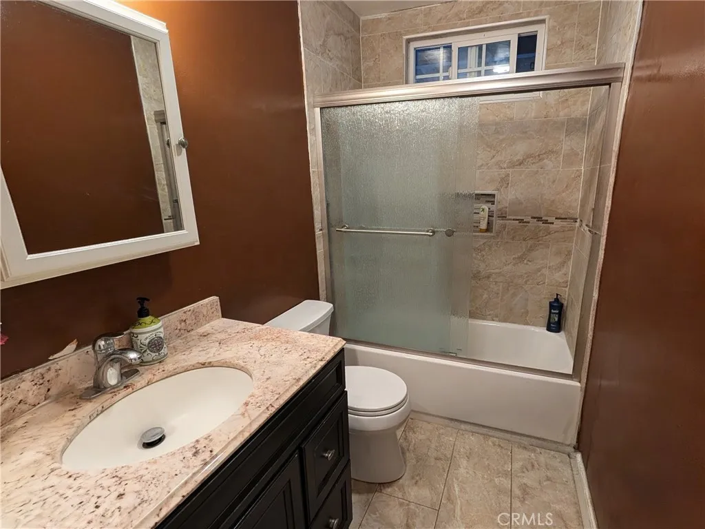 Additional image 21 of 417 W Pear St, Compton, CA 90222