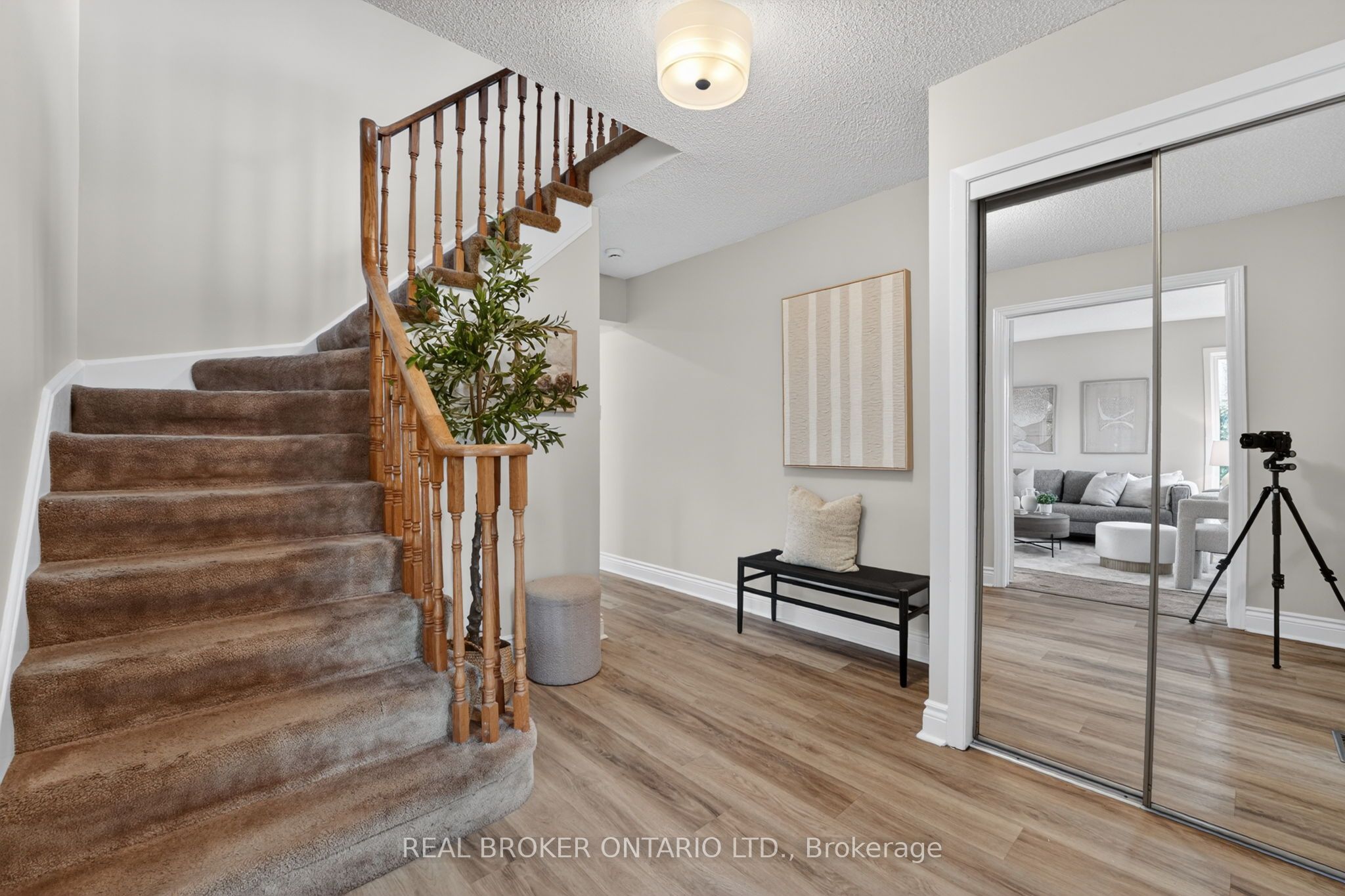 Additional image 3 of 153 Chalmers Street, Oakville, ON, L6L 5R6
