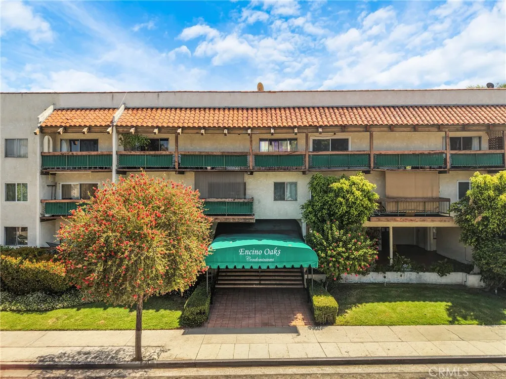 5460 White Oak Ave Unit B103, Encino, CA 91316