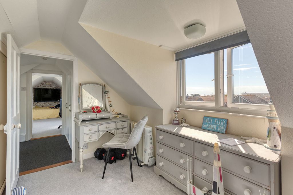 Additional image 39 of 5 bed end terrace house for saleMontrose, St Clement JE2