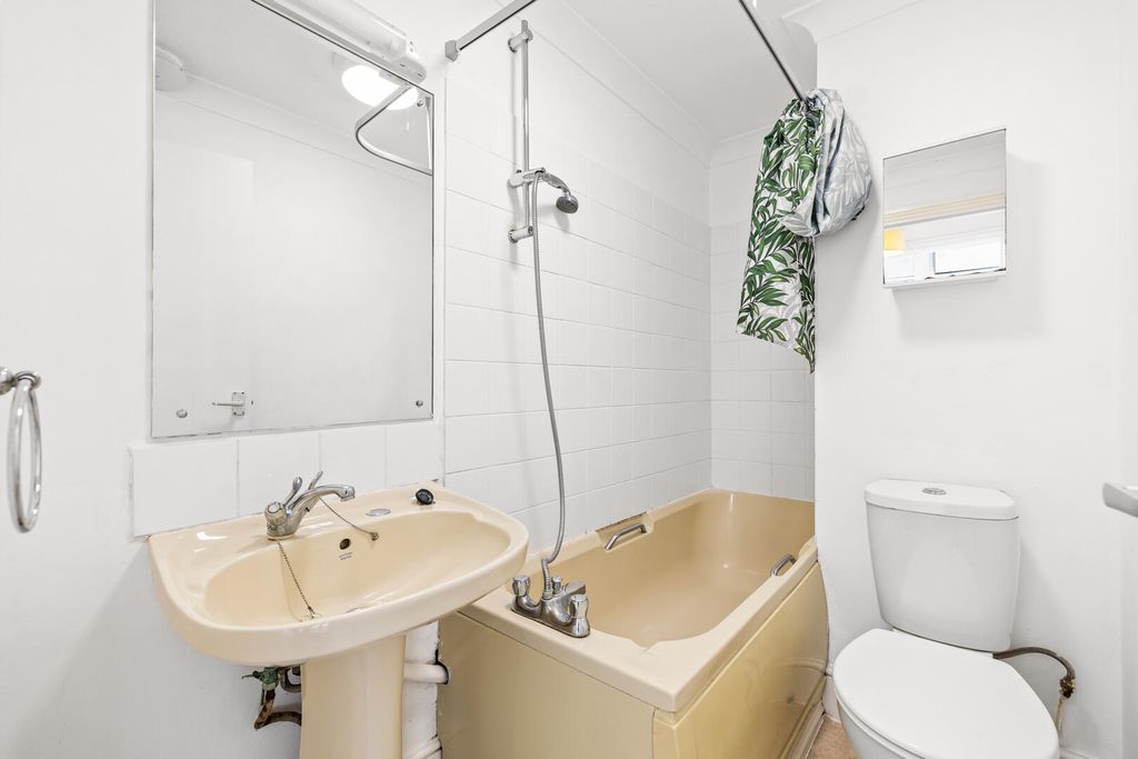 Additional image 9 of 2 bed flat for saleSudeley Terrace, Brighton BN2
