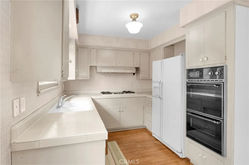 Additional image 7 of 130 Coastline Drive, Seal Beach, CA 90740