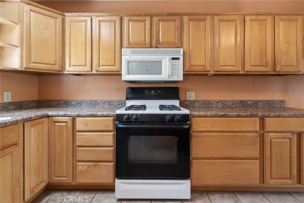 Additional image 10 of 3560 Mckinley St, Riverside, CA 92506