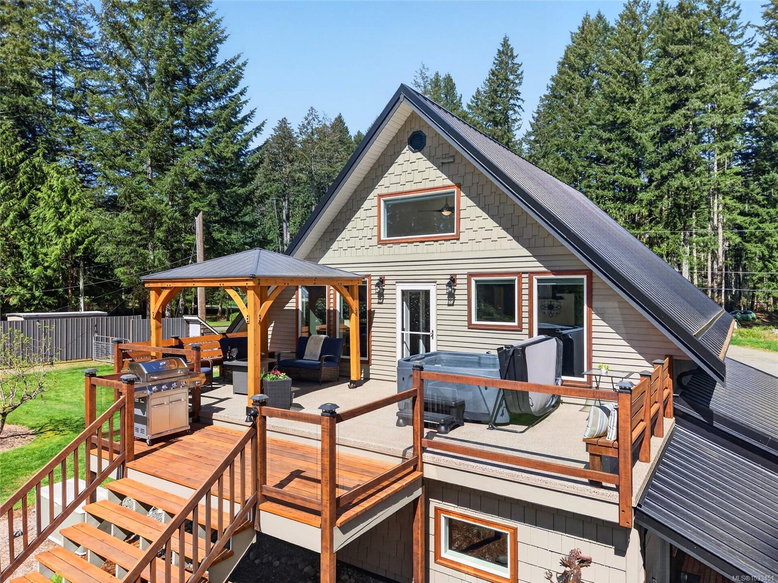 Additional image 6 of 1981 Dzini Road, Black Creek, BC, V9J 1H1