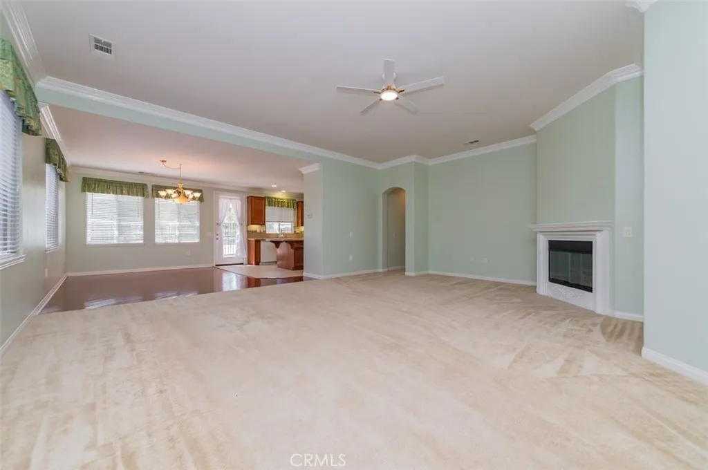 565 Pooley Dr, Hemet, CA 92545 photo 3