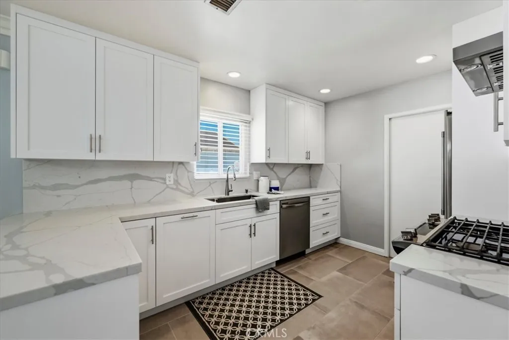 Additional image 16 of 19010 Community St, Northridge, CA 91324