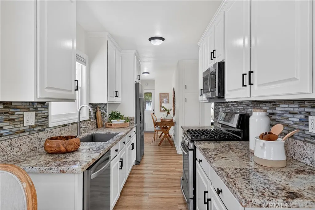 Additional image 13 of 129 14th St, Seal Beach, CA 90740