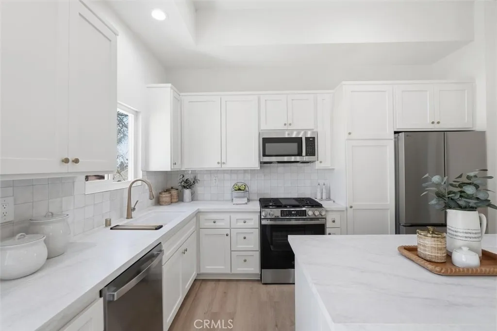 Additional image 46 of 2413 Ives Lane, Redondo Beach, CA 90278
