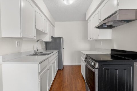 Additional image 8 of 310-170 4th Street W, North Vancouver, BC, V7M 1H5